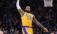 九游体育官网入口-黄蜂主场大败湖人局面一度失控