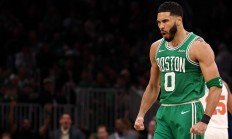 九游体育入口-尼克斯队主场迎战凯尔特人，背靠背作战需争取胜利的简单介绍