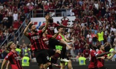 米兰双雄争锋相对，季后赛对决令人期待