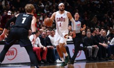 九游体育在线登录-猛龙不敌爵士，米切尔闪耀砍下分