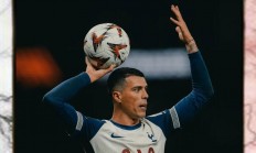 九游体育亚洲官网-包含霍芬海姆狂胜对手，展示实力的词条