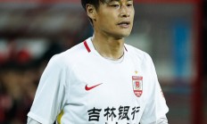 投入巨资求胜功败垂成，球队陷入危机的简单介绍