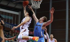 九游体育亚洲官网-上海惨遭逆转，晋级前景扑朔迷离的简单介绍