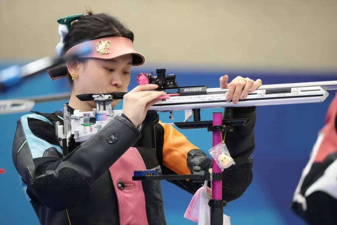 九游体育app下载-中国选手在射击比赛中获得铜牌