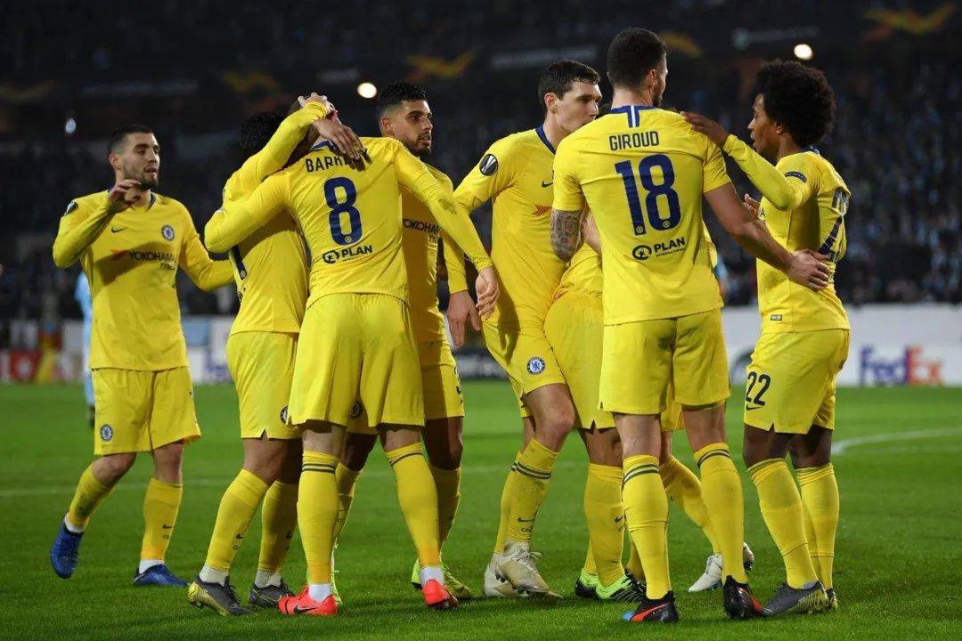 包含平行交流赛：瑞典队擒波兰，追平小组积分的词条