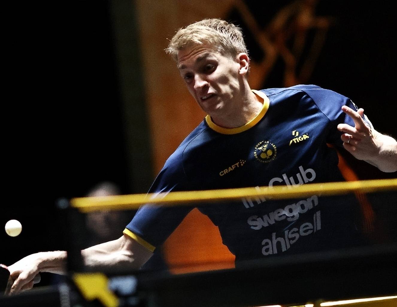 瑞典田径名将突围成功，挺进半决赛