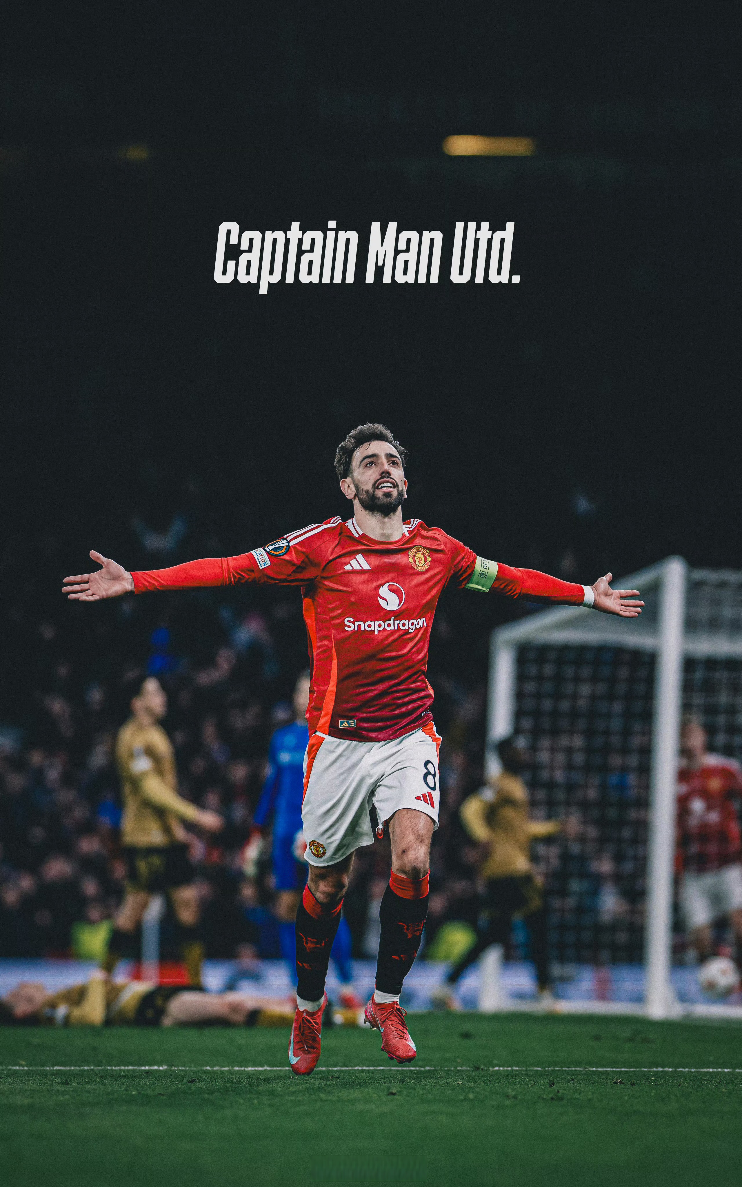 曼联客场逆转布莱顿，领跑积分榜