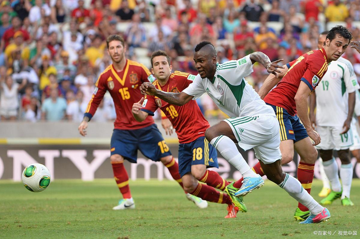 阿贾克斯再次发威，领跑荷甲