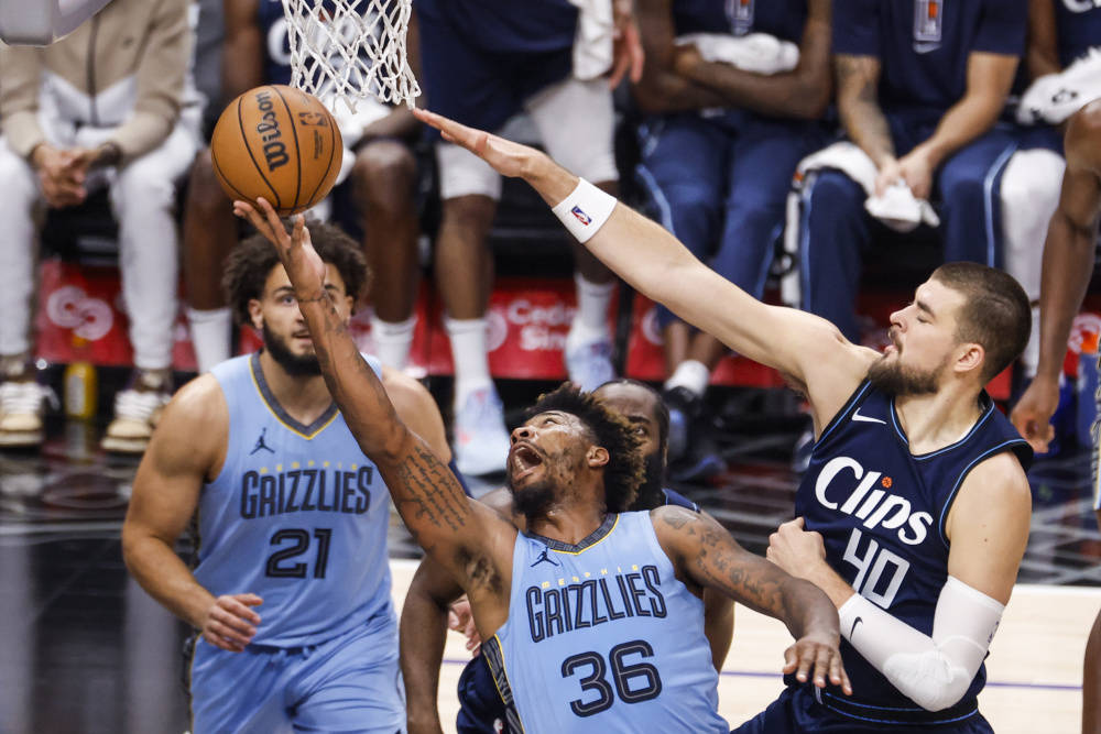 快船客场惜败灰熊，乔治与雷吉-杰克逊分别砍下分的简单介绍